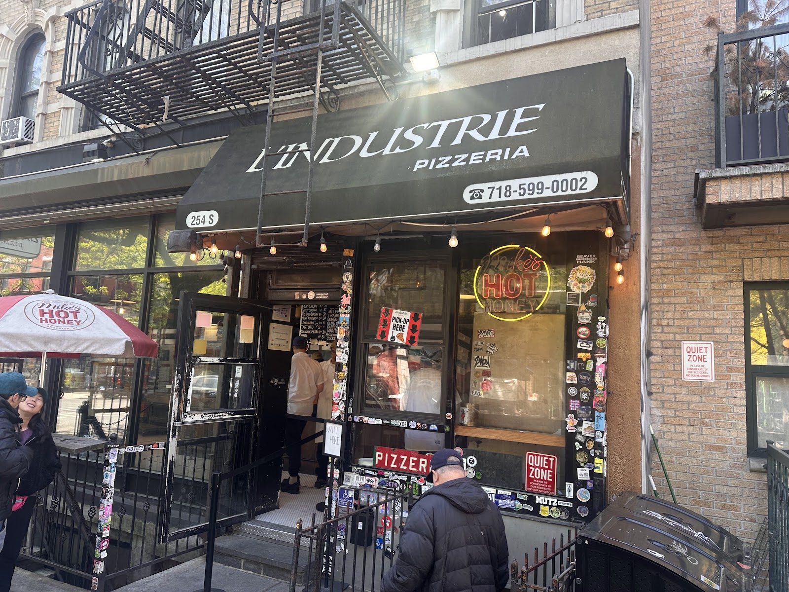 L'Industrie Pizzeria - Williamsburg