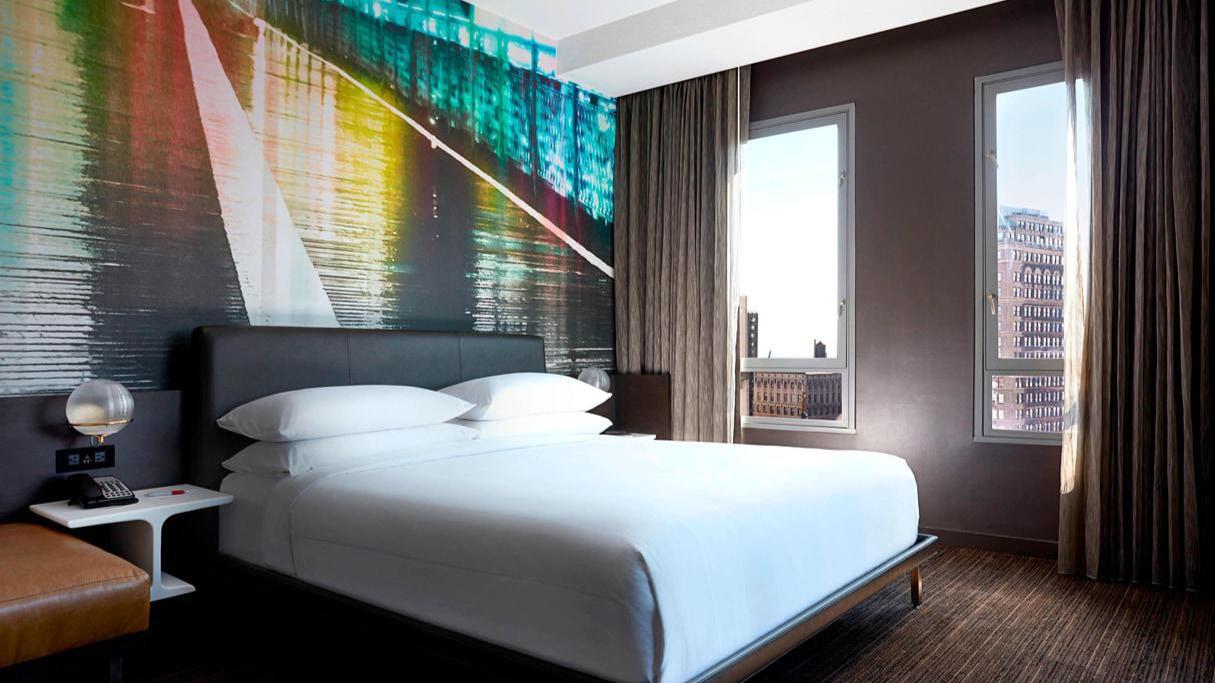 New York Marriott at the Brooklyn Bridge