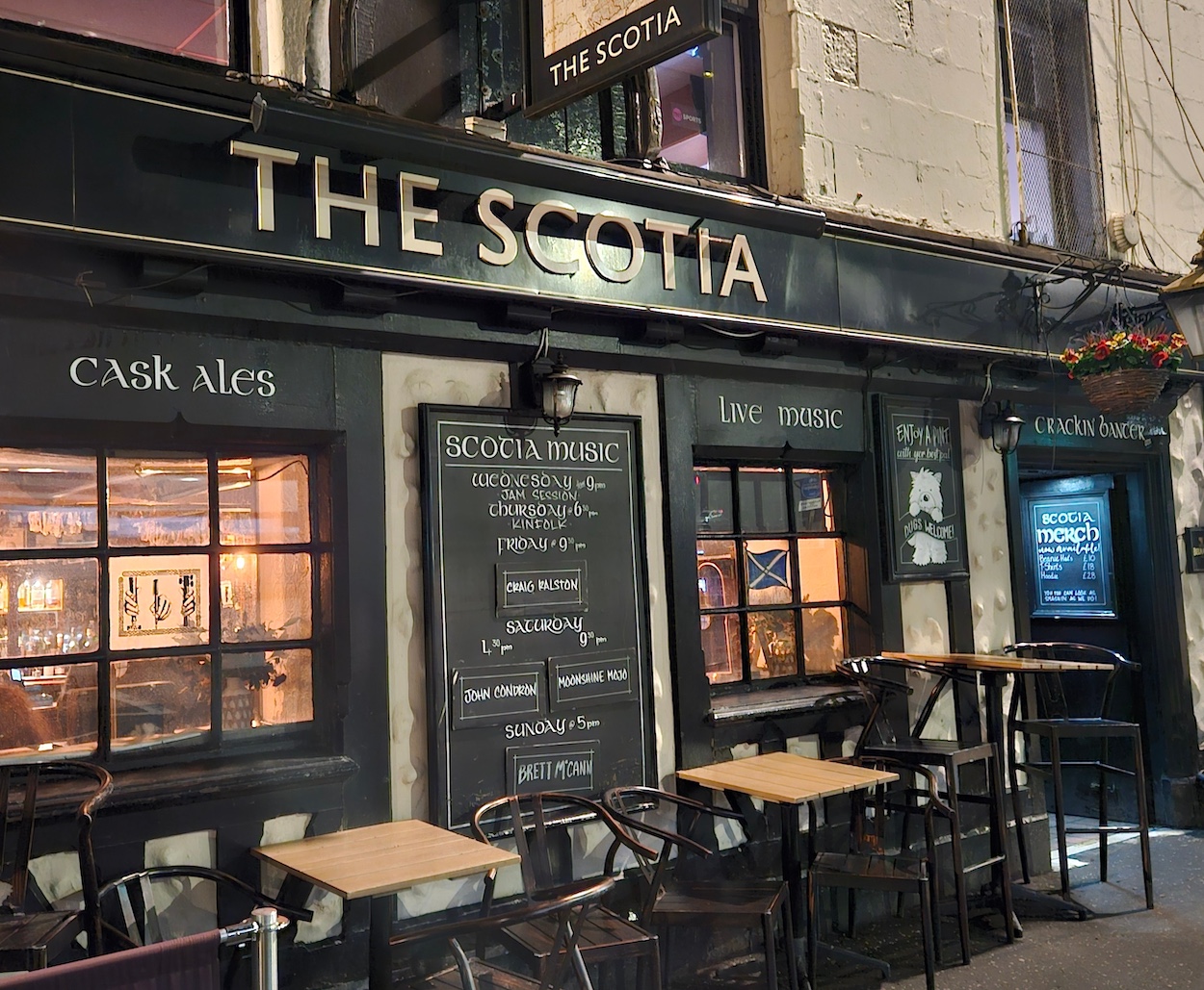 10 of the Best Pubs in Glasgow