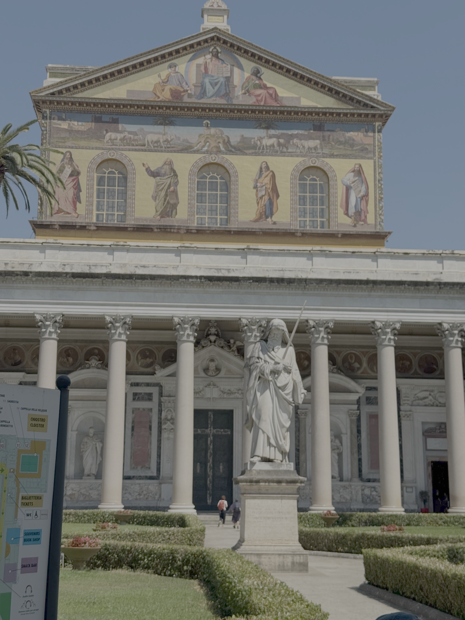 16 Amazing Religious Sites in Major Cities
